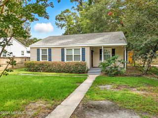 5239 CRUZ Road, Jacksonville, FL 32207