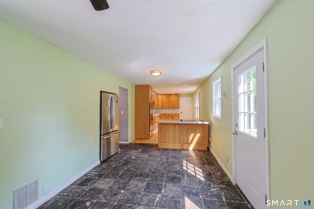 15 Clearview Avenue, Danbury, CT 06811