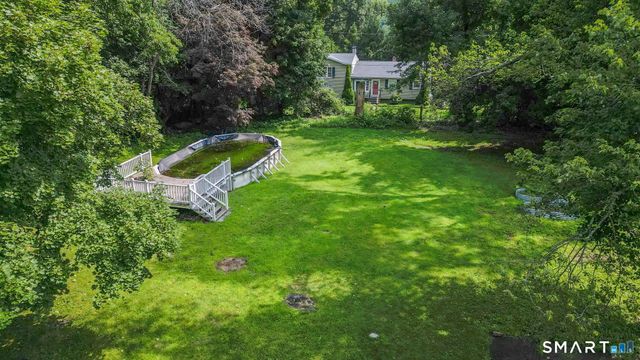 15 Clearview Avenue, Danbury, CT 06811