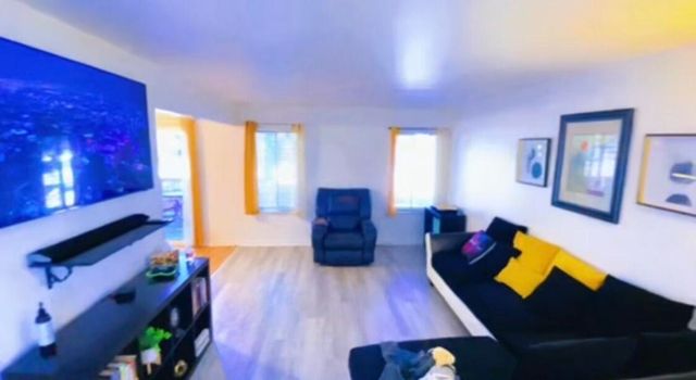 6379 Hunter Pointe Street, Westland, MI 48185