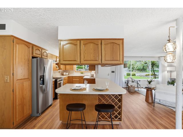 1325 Nw 9TH St, Gresham, OR 97030