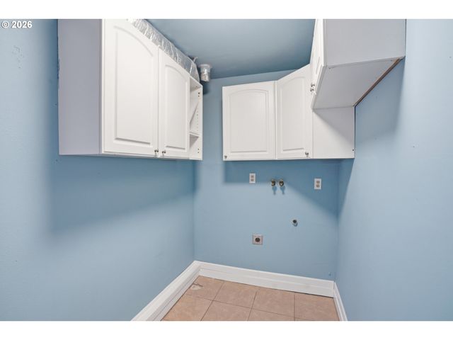 1325 Nw 9TH St, Gresham, OR 97030