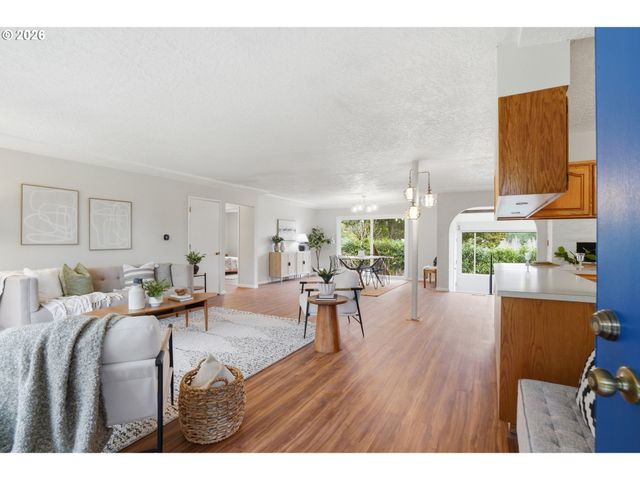 1325 Nw 9TH St, Gresham, OR 97030