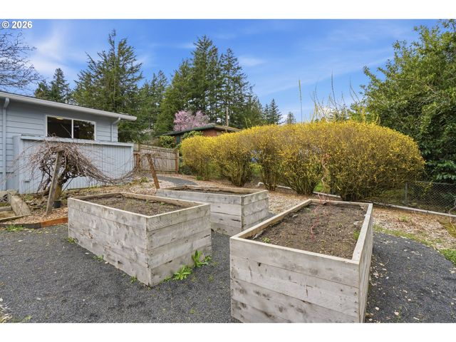 1325 Nw 9TH St, Gresham, OR 97030