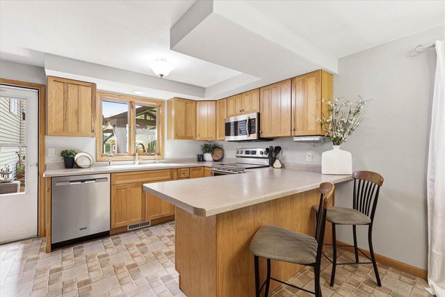 W3187 CREEK VIEW LANE, Appleton, WI 54915