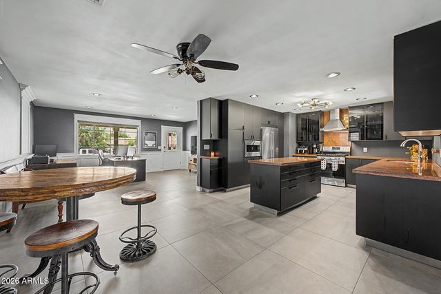 1761 W 5TH Place, Mesa, AZ 85201