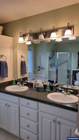 1678 Jay Pl SE, Jefferson, OR 97352