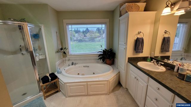 1678 Jay Pl SE, Jefferson, OR 97352