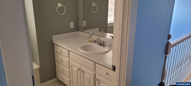 1678 Jay Pl SE, Jefferson, OR 97352