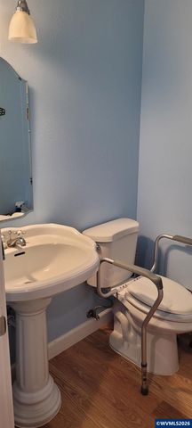 1678 Jay Pl SE, Jefferson, OR 97352