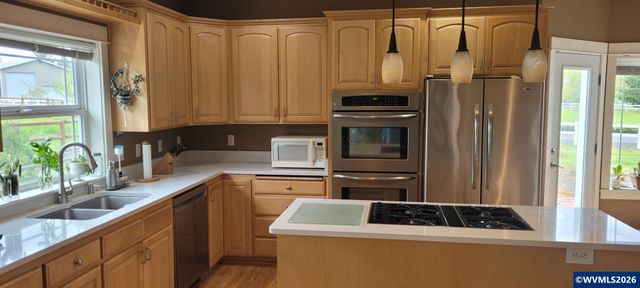 1678 Jay Pl SE, Jefferson, OR 97352