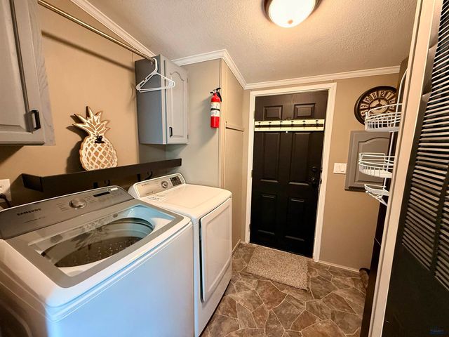 5913 CREEK DR, Black Hawk, SD 57718