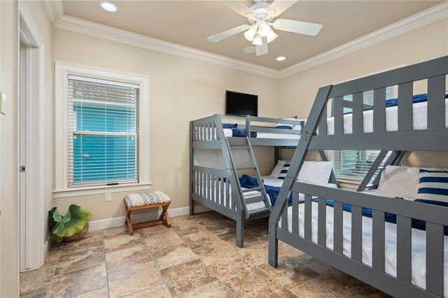 819 Eastview, Crystal Beach, TX 77650