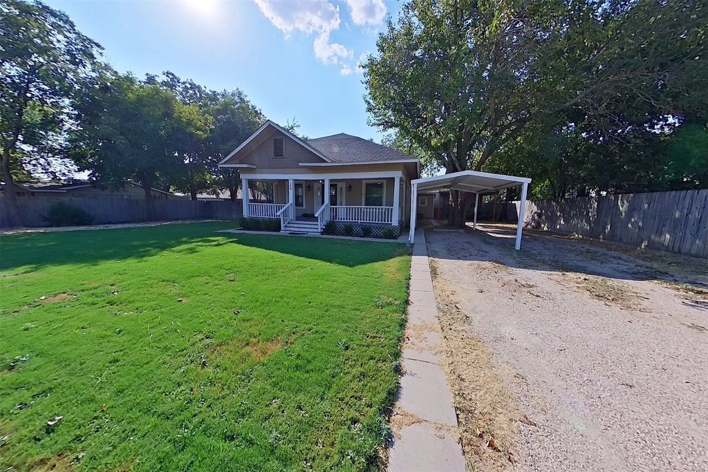 108 S 2nd Street, Godley, TX 76044 — photo 2