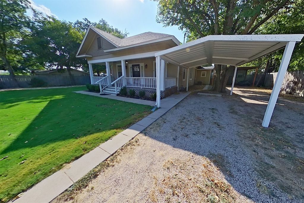 108 S 2nd Street, Godley, TX 76044 — photo 3