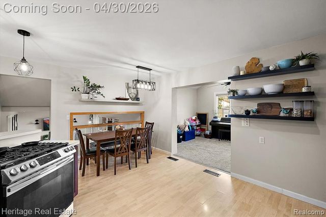 14411 Harrison Street, Livonia, MI 48154