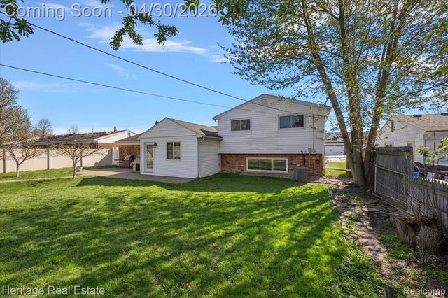 14411 Harrison Street, Livonia, MI 48154