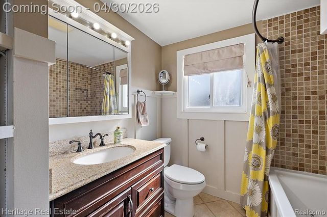 14411 Harrison Street, Livonia, MI 48154