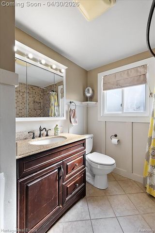 14411 Harrison Street, Livonia, MI 48154