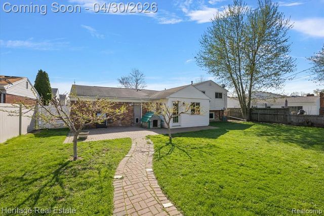 14411 Harrison Street, Livonia, MI 48154