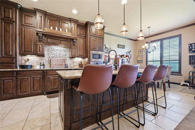 12720 NW 6th Street, Yukon, OK 73099