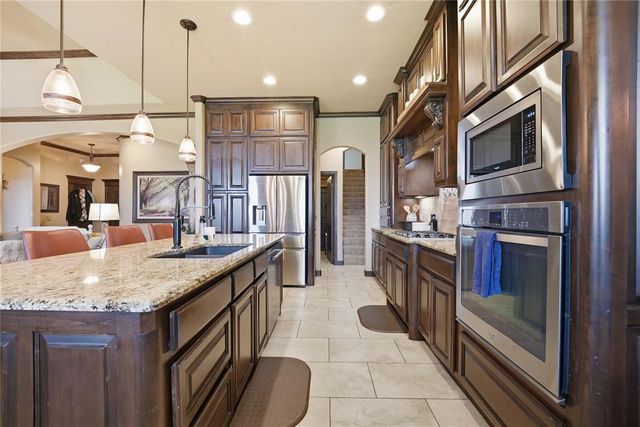 12720 NW 6th Street, Yukon, OK 73099