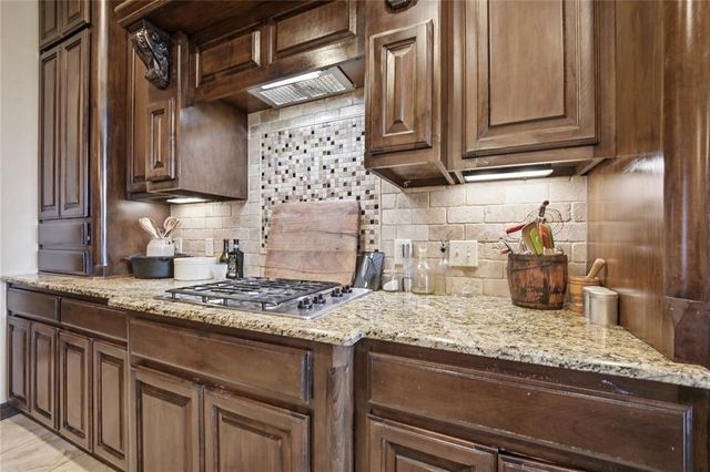 12720 NW 6th Street, Yukon, OK 73099