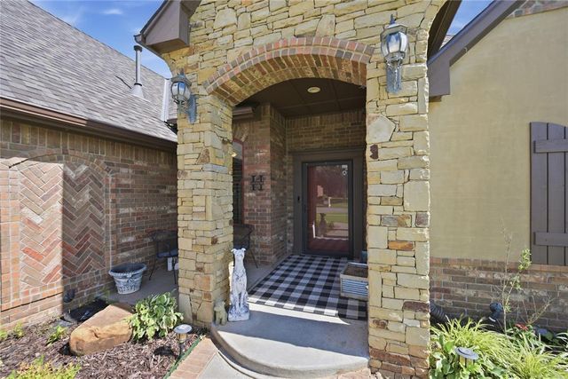 12720 NW 6th Street, Yukon, OK 73099