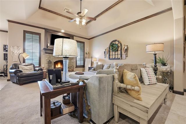 12720 NW 6th Street, Yukon, OK 73099