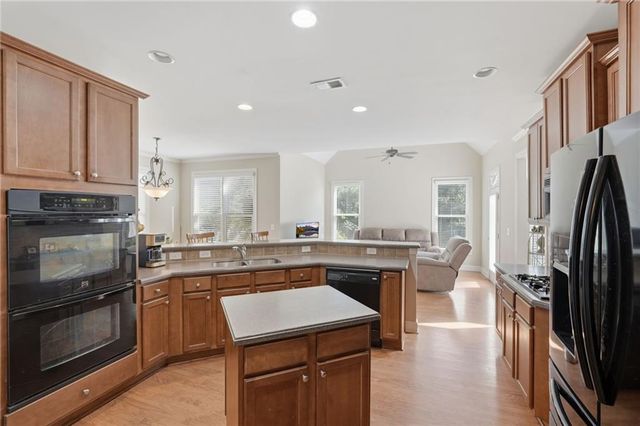 2985 Ivy Brook Lane, Buford, GA 30519