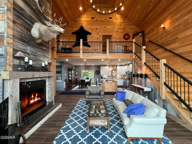 1642 Little Cove Road, Sevierville, TN 37862