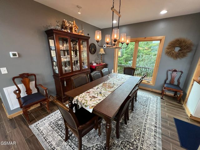 1642 Little Cove Road, Sevierville, TN 37862
