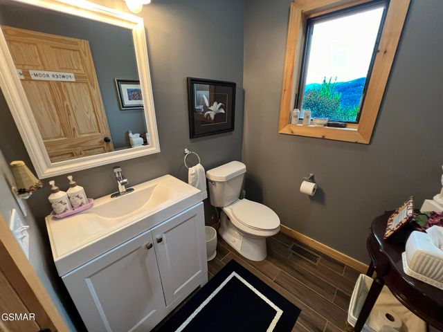 1642 Little Cove Road, Sevierville, TN 37862