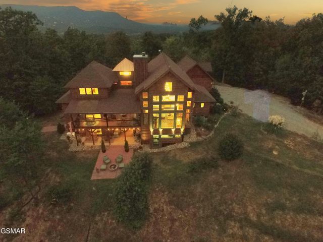 1642 Little Cove Road, Sevierville, TN 37862