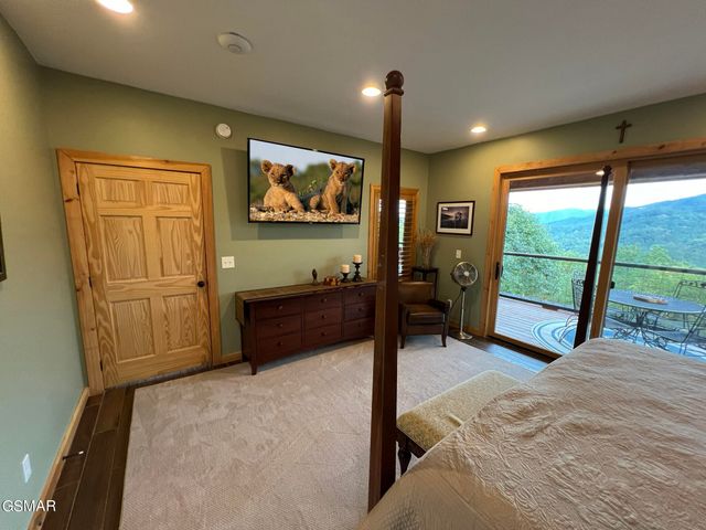 1642 Little Cove Road, Sevierville, TN 37862