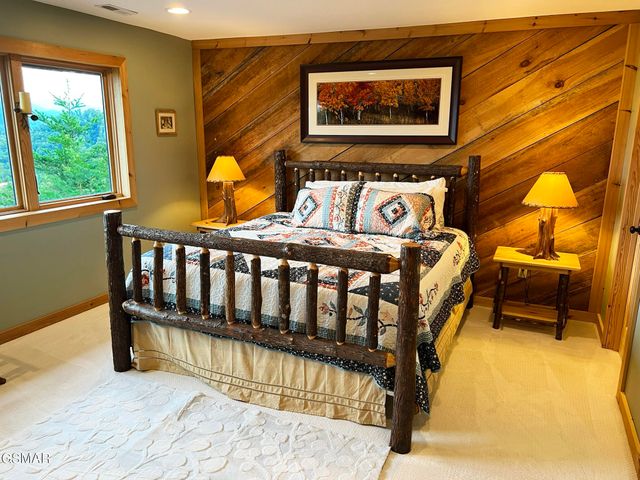 1642 Little Cove Road, Sevierville, TN 37862