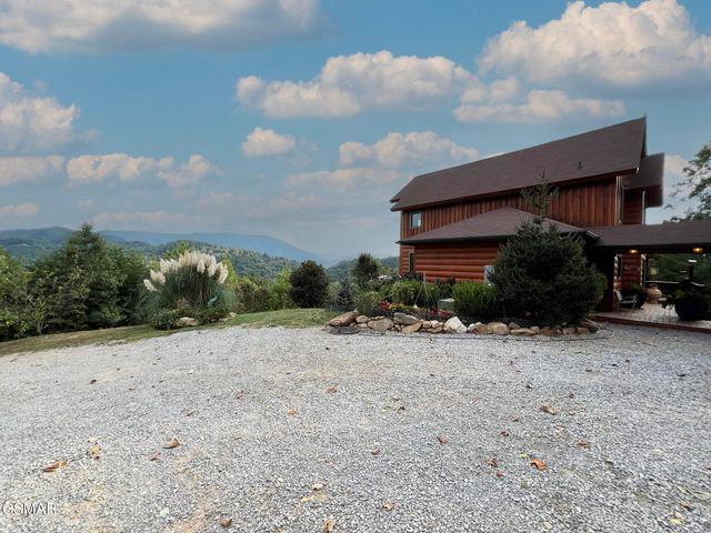 1642 Little Cove Road, Sevierville, TN 37862