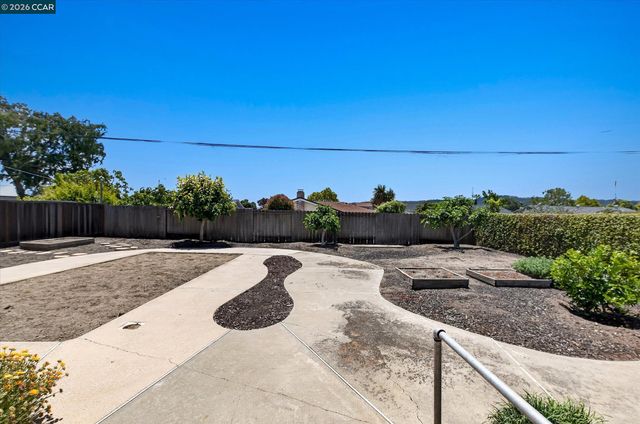 8271 Cavalier Lane, Dublin, CA 94568