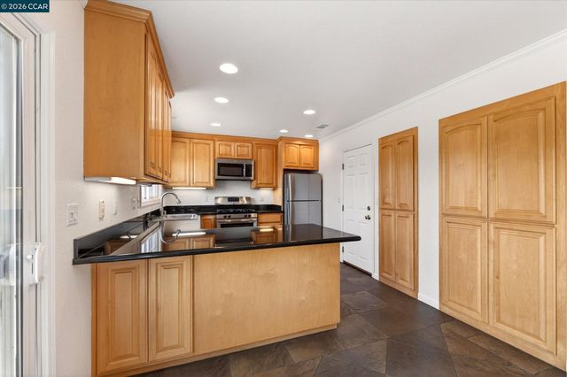 8271 Cavalier Lane, Dublin, CA 94568
