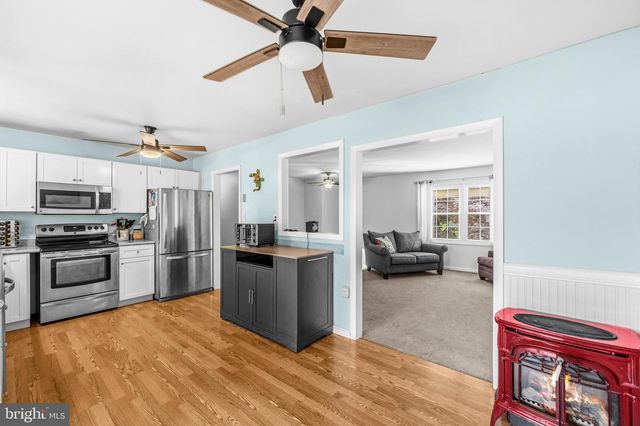 1115 SKYWAY DR, Annapolis, MD 21409