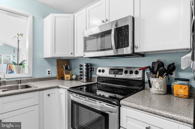 1115 SKYWAY DR, Annapolis, MD 21409