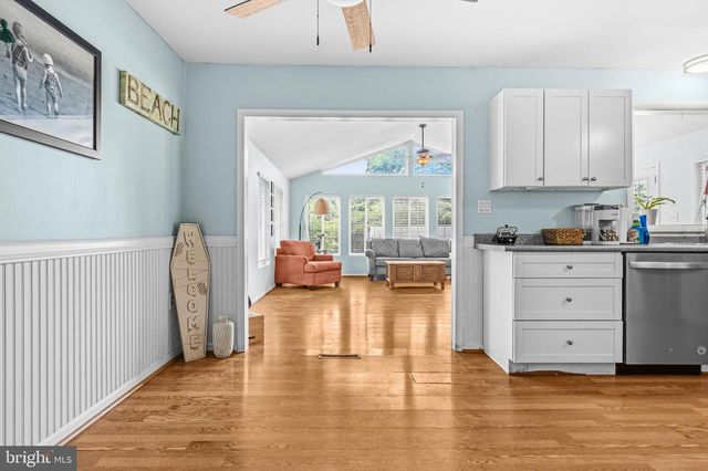 1115 SKYWAY DR, Annapolis, MD 21409