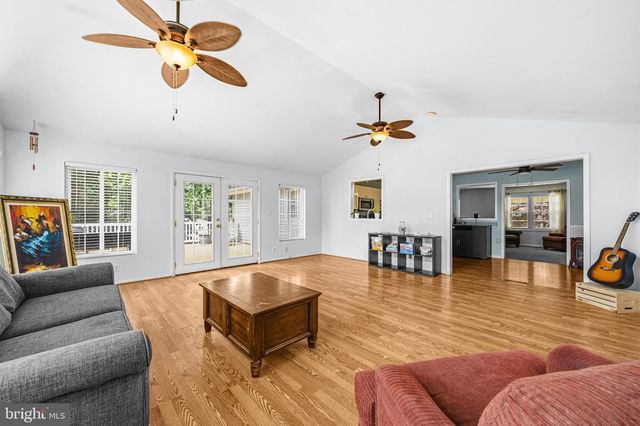 1115 SKYWAY DR, Annapolis, MD 21409