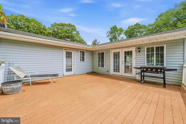 1115 SKYWAY DR, Annapolis, MD 21409