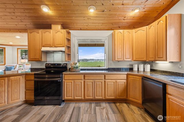 30608 40th Avenue S, Roy, WA 98580