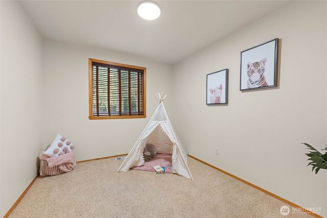 30608 40th Avenue S, Roy, WA 98580