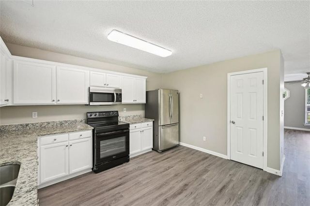 120 HUNTINGTON Terrace, Griffin, GA 30224