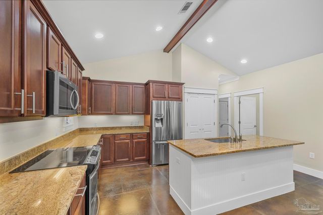 7515 Whiting Acres Ln, Milton, FL 32570
