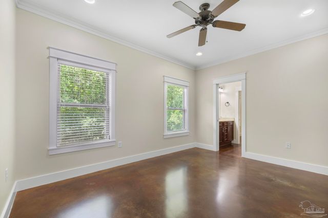 7515 Whiting Acres Ln, Milton, FL 32570