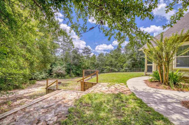 7515 Whiting Acres Ln, Milton, FL 32570